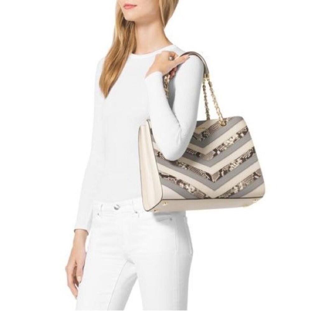 Michael Kors Susannah Medium Embossed Snake Ecru Natural Leather‎ Tote purse